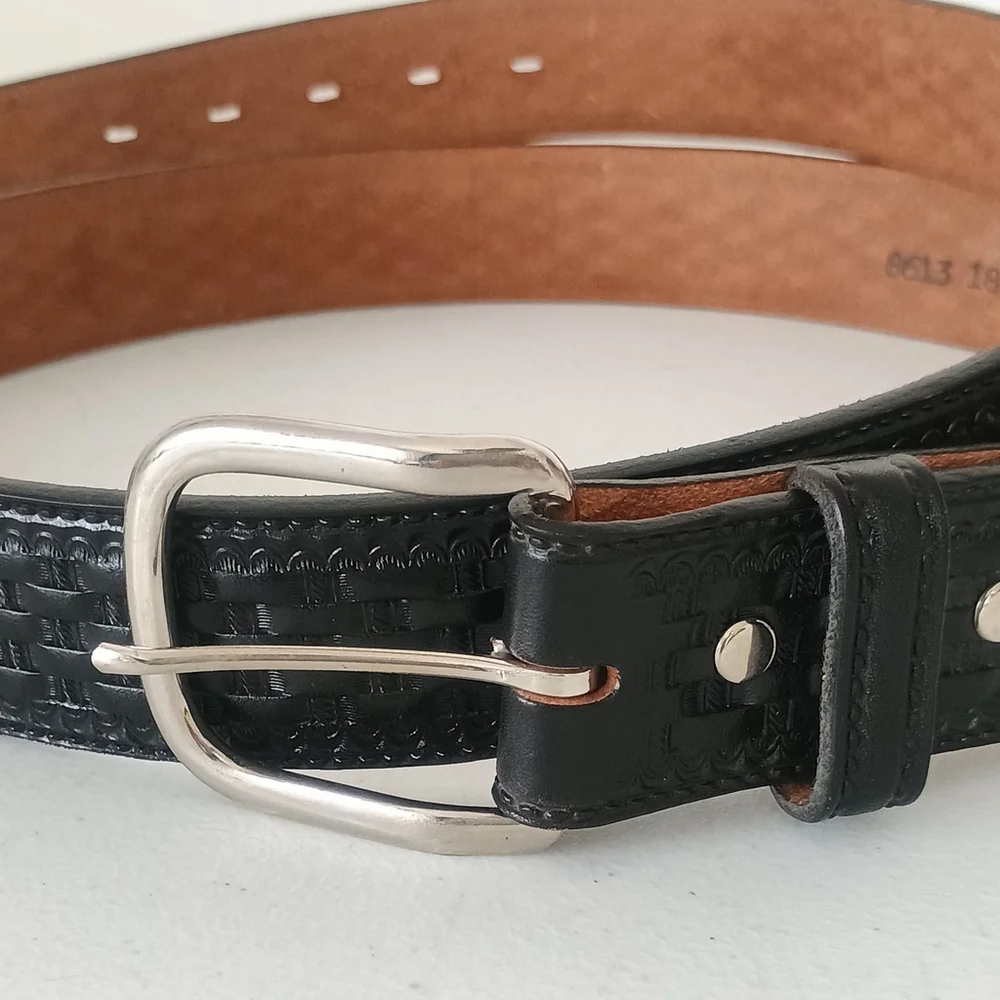 Circle Of Y Yoakum Belt Basket Weave Black Leather Size 50 Silver Buckle